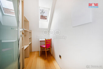 Prodej rodinného domu 269m2+G, pozemek 542m2, v Cheznovicích - 18