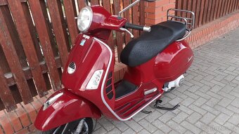 Vespa gts 250 - 18