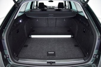 Superb Combi 2.0 TDI Scout 4x4 DSG, ACC, Lane Assist - 18