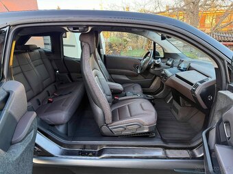BMW i3 120Ah 2022 PROFI NAVI. KEYLESS, ADAP. LED. KŮŽE - 18