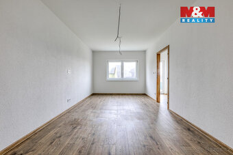 Prodej rodinného domu, 208 m², Sokolov- dvougenerační dům - 18