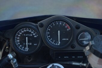 Yamaha FZR1000Yamaha FZR1000 - 18