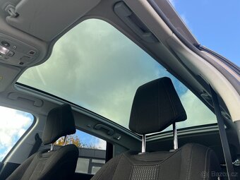 Peugeot 308sw 2.0HDi 110kw, panorama, navi, park. kamera - 18