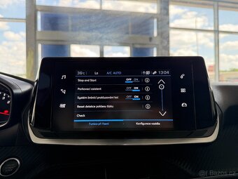 Peugeot 2008 1,5 HDI,ALLURE,1.MAJ,SERVISKA - 18