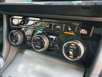 Škoda Superb 3 Combi Style 2.0TDI 140kW DSG 111tkm Matrix - 18