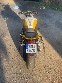 Yamaha FZ1n Laguna Seca - 18