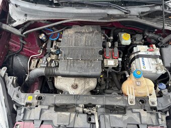 Fiat  Punto 1.2i - 18