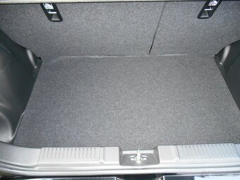 Prodám Suzuki Swift 1,2 Elegance Hybrid 61kw - 18