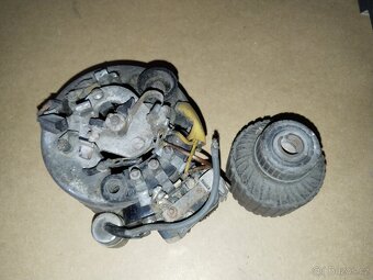 Jawa 250 pérák - díly motoru - 18