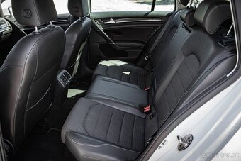Volkswagen Golf Variant 2.0 TDI BMT 150k Highline DSG EU6 - 18