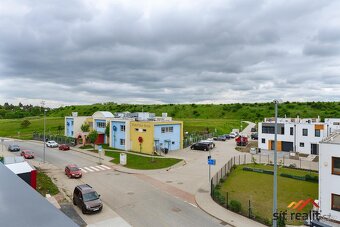 Atraktivní novostavba bytu 3+kk, celkem 89 m2, velká terasa  - 18