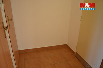 Prodej bytu 1+1, 32 m², Náchod, centrum města - 18