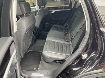 Prodá Volkswagen Touareg 3,0 TDI AT, LED Matrix - 18