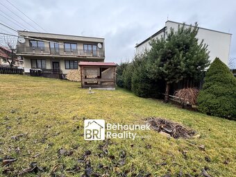 Dvougenerační RD s kanceláří, 2 x garáž, velká zahrada - Pra - 18