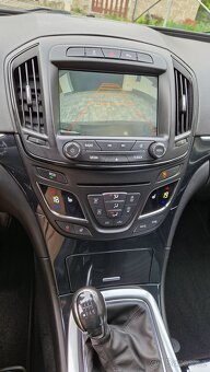 OPEL INSIGNIA 2.0 CDTI 103KW.XENONY.KAMERA.TEMPOMAT.ALU 19. - 18