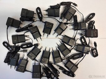 NOKIA s nabíjecím konektorem 2,0mm; 3,5mm a micro USB - 18