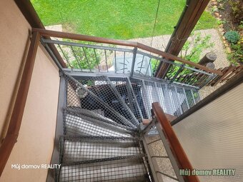 Prostorný mezonetový byt 2+kk, 38 m  Řeporyje, Loučná . - 18