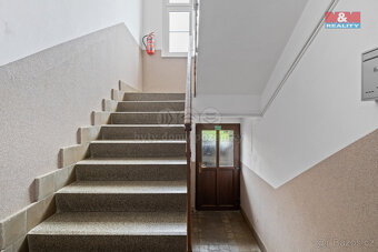 Prodej bytu 4+1, 92 m², Komárov, ul. Nad Oborou - 18
