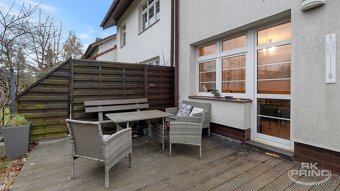 Prodej rodinný dům 5+kk, na pozemku 310 M2,  Benice, Praha - 18