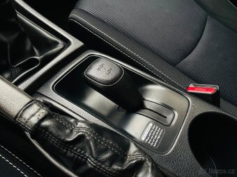 Subaru XV 1.6i 4x4 BENZIN MANUÁL SENZORY TAŽNÉ - 18