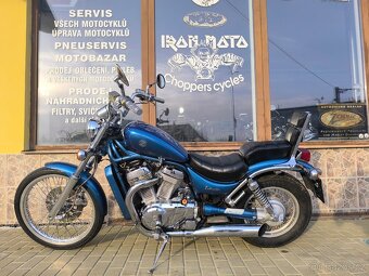 Suzuki VS 750 Intruder  VS 800 - 18