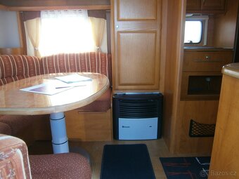 Obytný přívěs Caravelair Eden 540 - 18