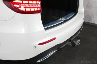 Mercedes-Benz E 300 de 4Matic 225kW AMG Tažné Burmester 2021 - 18