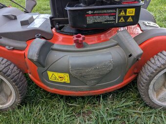 Husqvarna M145SV - motorová mulčovací sekačka s pojezdem - 18