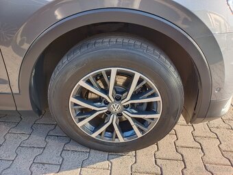 VW Tiguan 2.0TDI 110kW DSG 81tkm Full LED ACC par. kamera - 18