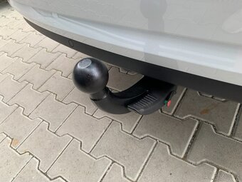 Škoda Octavia III FL combi 2.0 TDI Ambition r.v.2018 LED - 18