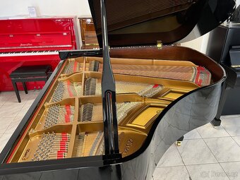 Klavír Essex- Steinway & Sons se zárukou 5 let, PRODÁNO - 18