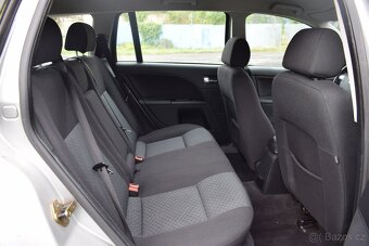 Ford Mondeo 1,8 i GHIA,PO SERVISU,BEZ KOROZE - 18