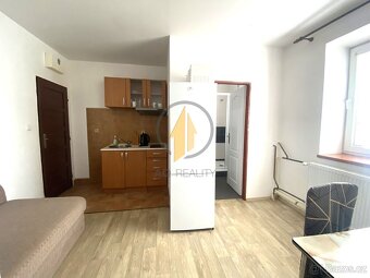 Prodej rodinného domu v obci Rokytovec o CP 1800 m2 - 18