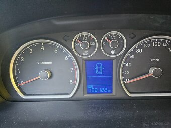 Hyundai i30 1.6i CW 130 km najeto - 18