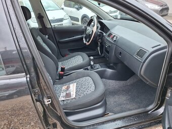 Škoda Fabia 1.4i 16V 59KW Kombi Klima - 18