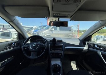 Škoda Octavia 1,6 TDI ELEGANCE,TAŽNÉ,+KOLA nafta manuál - 18