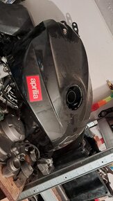 Aprilia RS 125 díly rotax 122 - 18