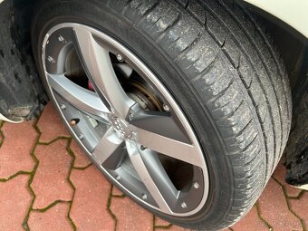 Audi A1 1.2TFSI 63KW,KůŽE,NAVI,2xALU - 18