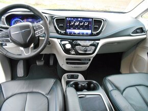 Chrysler Pacifica 3,6 4x4 AWD  Limited Adapttemp 2021 - 18