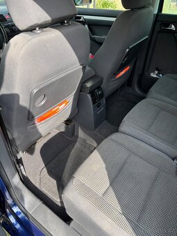 Touran 2.0Tdi - 18