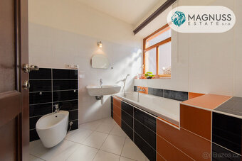 Prodej, rodinný dům 3+kk, 96 m2, Šternberk, ul. Hlavní Náměs - 18