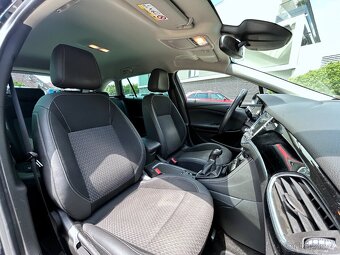 Opel Astra K Sports Tourer, najeto 87.984 km, modrá - 18