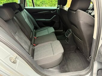 Škoda Octavia IV Style 2,0TDi r.v. 2022 manuál navi led - 18