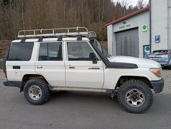 Prodám Toyota HZJ - 18