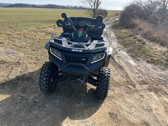 čtyřkolka Arctic cat - 18