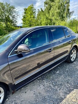 Prodám Škodu Superb II 2.0 TDI CR DSG – bohatá výbava - 18