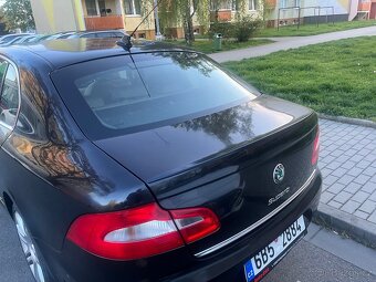 Škoda Superb 3.6 228 000 km Serviska - 18