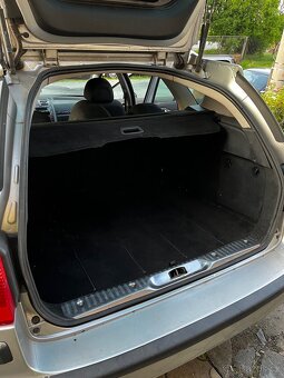 Peugeot 407 SW - 18