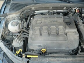 Škoda Octavia 1.6 TDI DSG Navi Kuže - 18