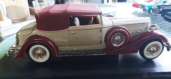 Sberatelske modely aut - 18